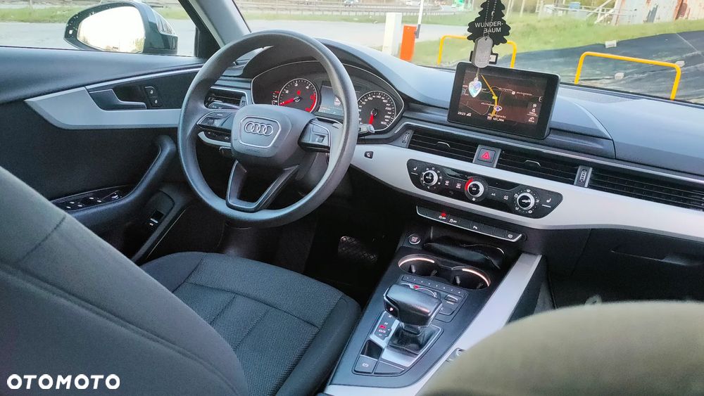 Audi A4 Avant 2.0 TDI ultra S tronic design - 15