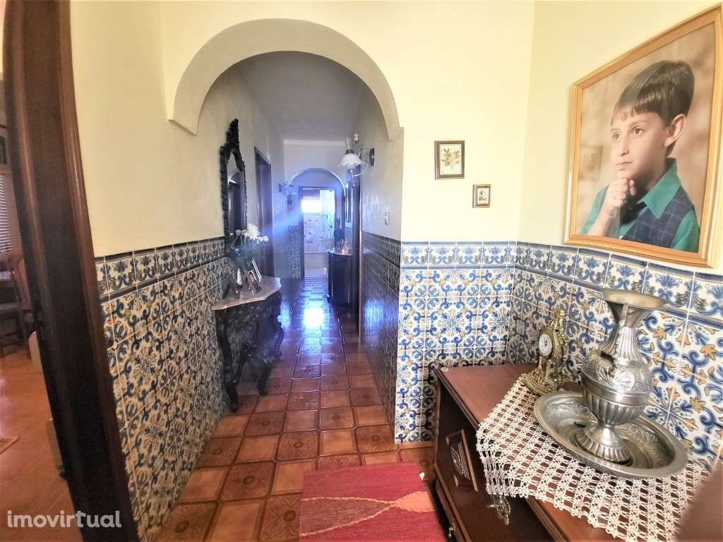 Moradia Isolada T2 c/. 80 laranjeiras e água - lote de. 4000 m2 - Grande imagem: 5/37