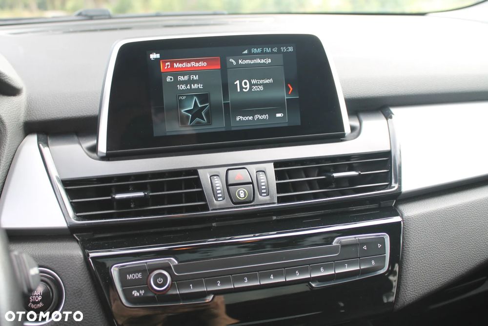 BMW Seria 2 216d - 30