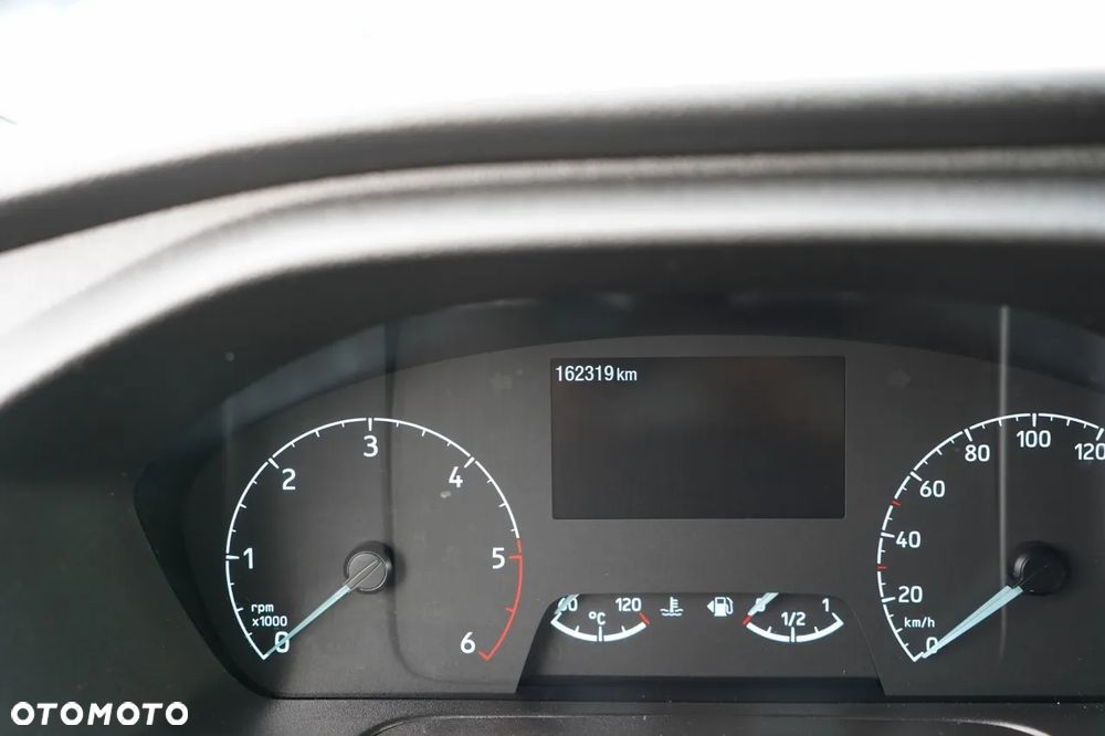 Ford TRANSIT / 6 miejsc / BRYGADÓWAKA  + Najazd na wózek / Dla osób niepełnosprawnych / 2021 / PO KONTRAKCIE SERWISOWYM - 35