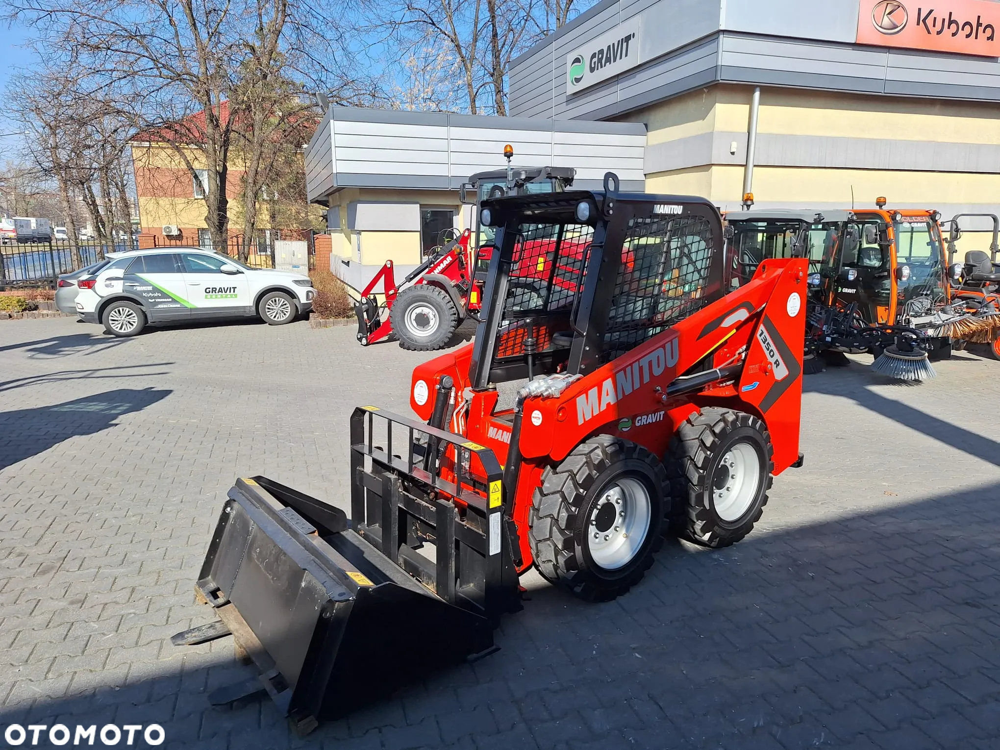 Manitou ładowarka burtowa Gehl skid steer 1350 R - 3