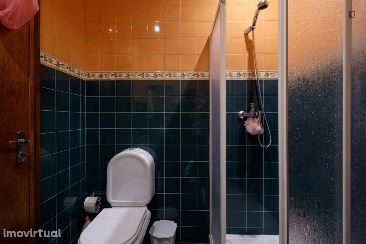 Quarto - localizado em Cidral Coimbra - Grande imagem: 2/27