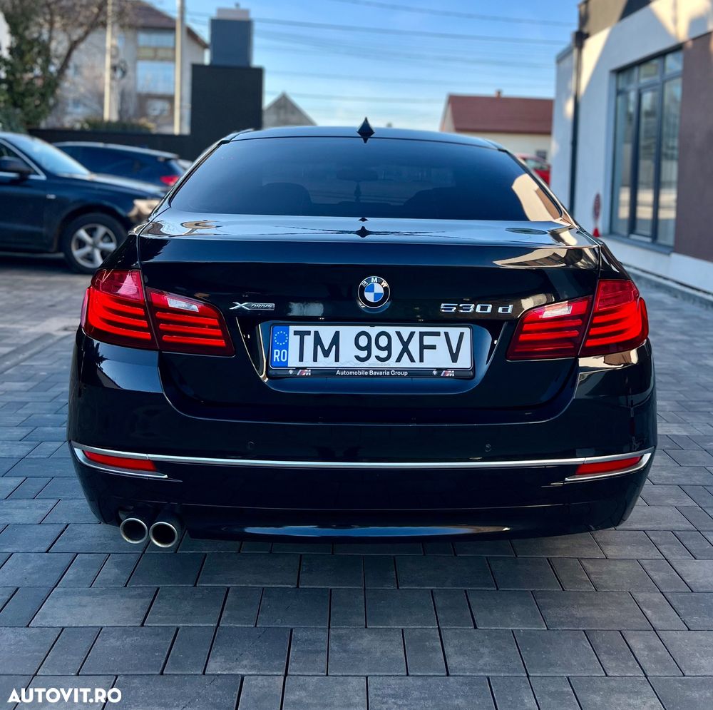 BMW Seria 5 530d xDrive AT - 7