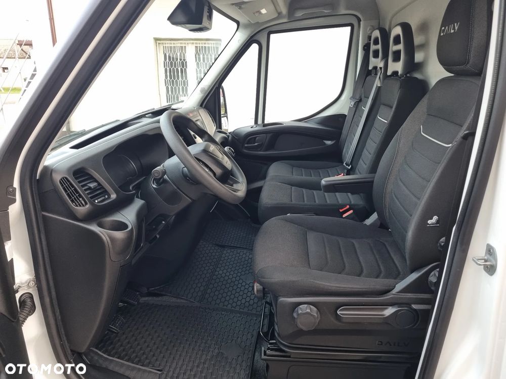 Iveco Daily 35c16 3.0 Rama rozstaw 4100 Na gwarancji ASO Iveco - 21