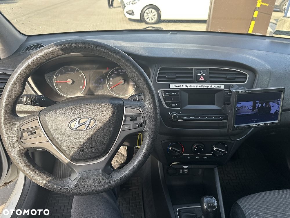 Hyundai i20 1.2 Classic Plus - 11
