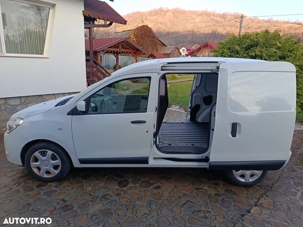 Dacia Dokker - 10