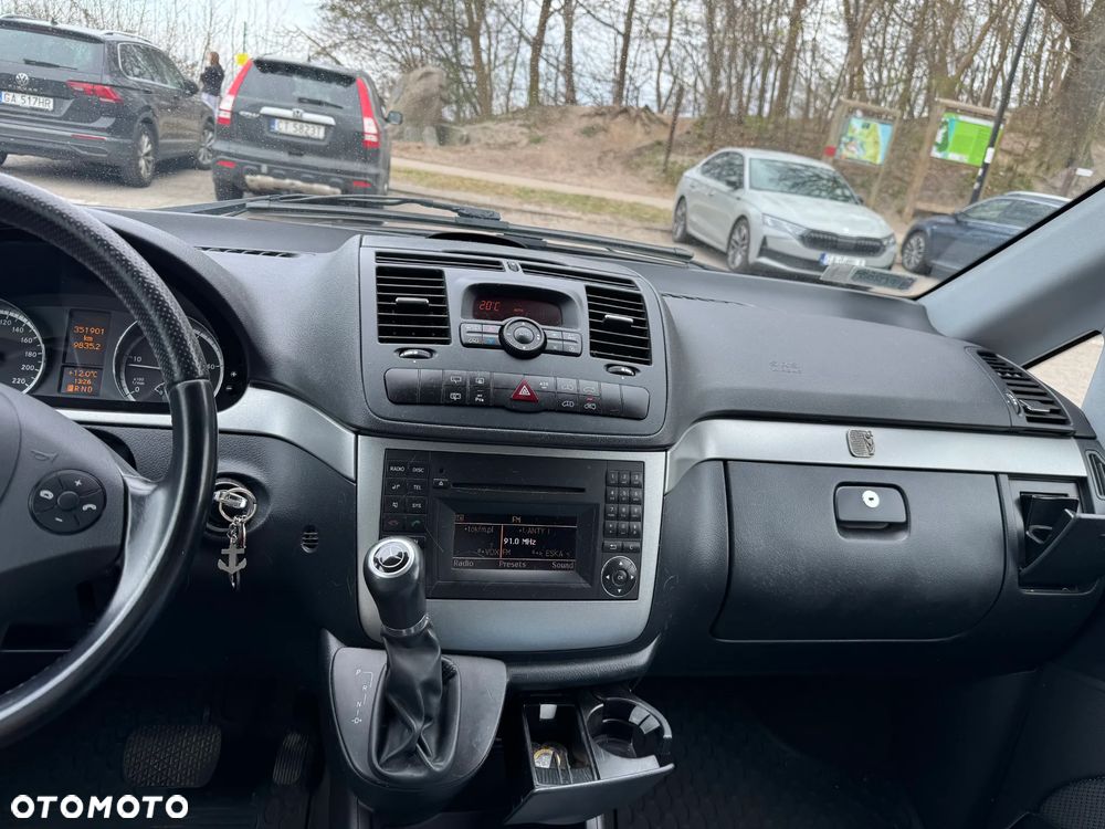 Mercedes-Benz Viano - 24