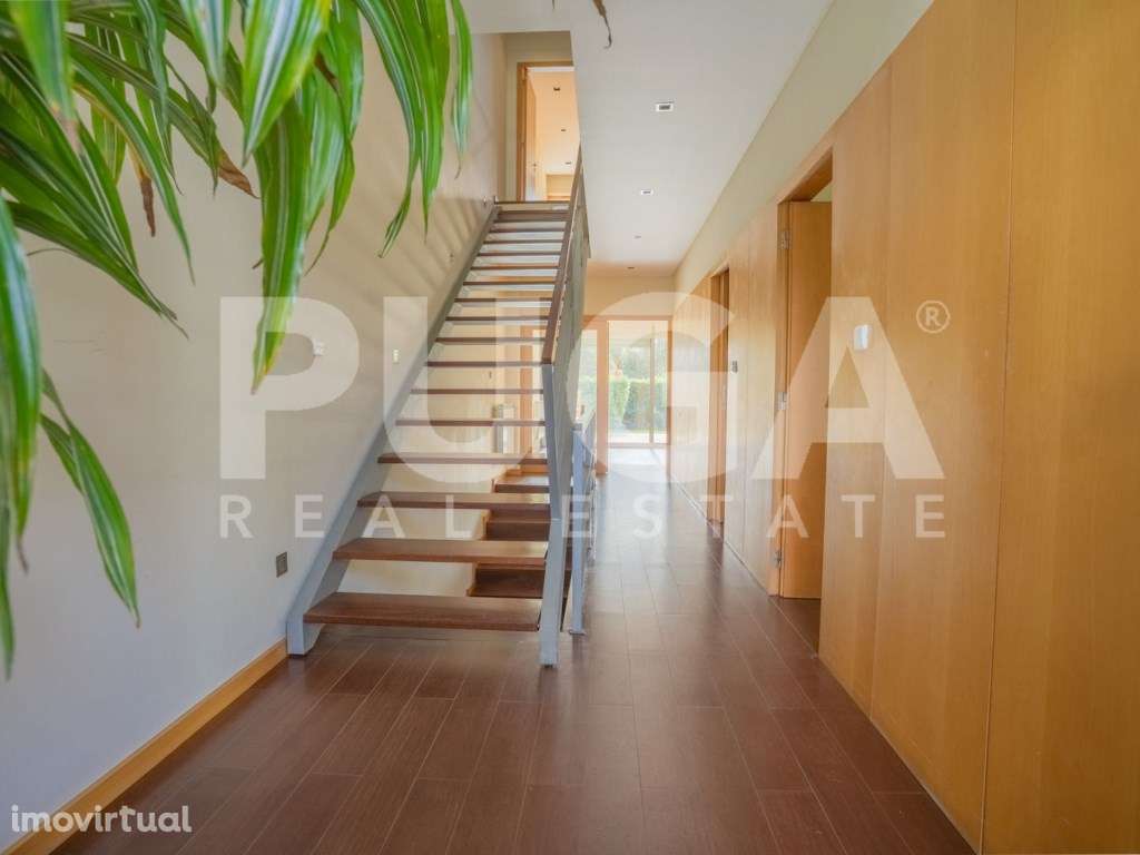 Moradia T3 Transformada em T4 com 4 Suites e Garagem para 5 Carros ... - Grande imagem: 4/23