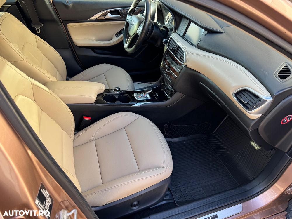 Infiniti Q30 2.2d DCT AWD Sport Tech - 22