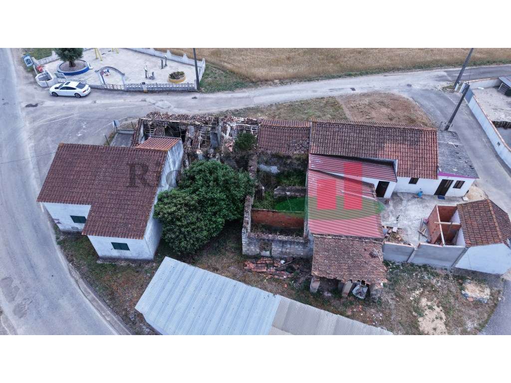 Moradia com Projeto T2 Malaqueijo***RIOMAGIC*** - Grande imagem: 4/37