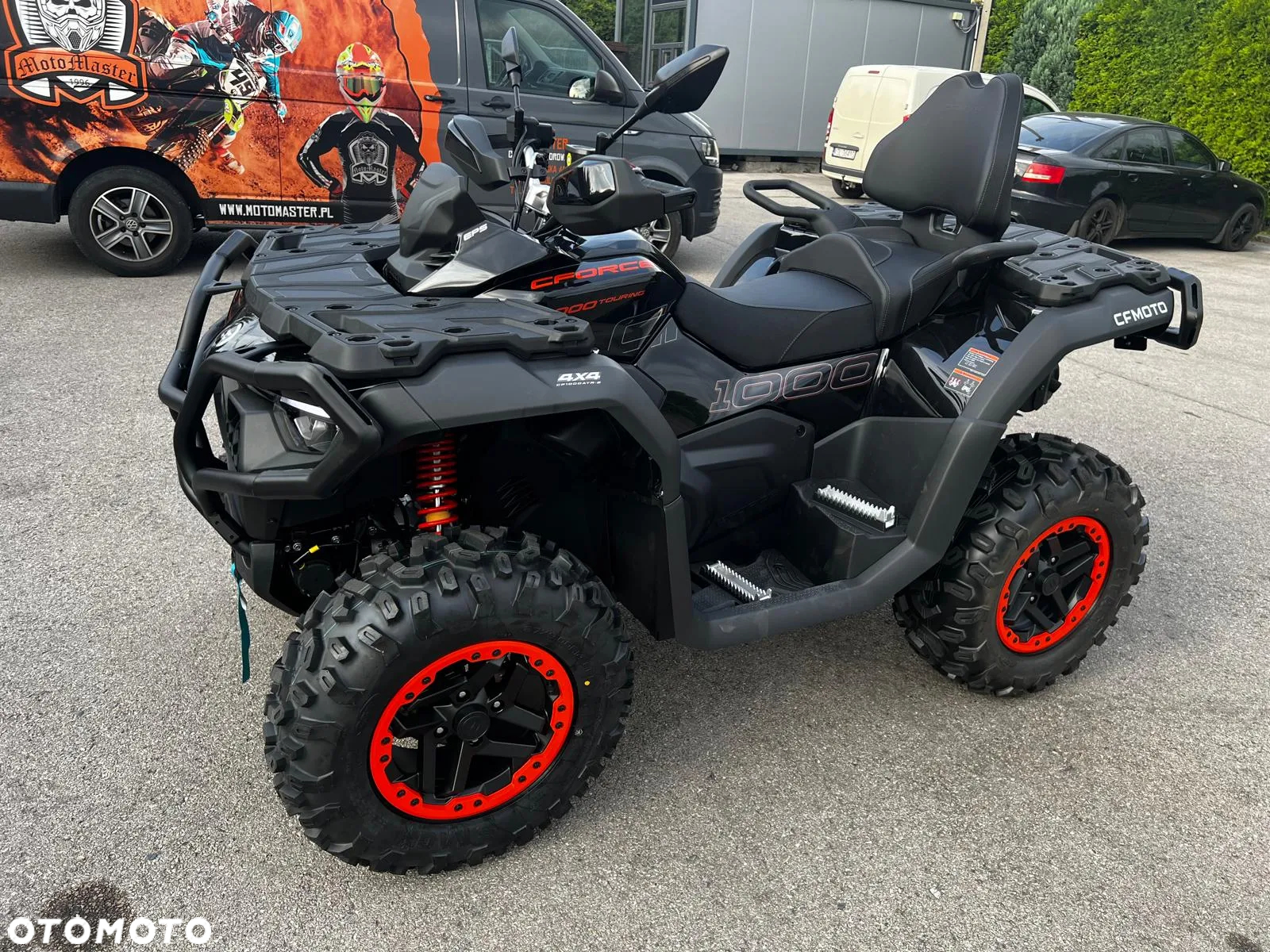 CFMoto CForce - 9