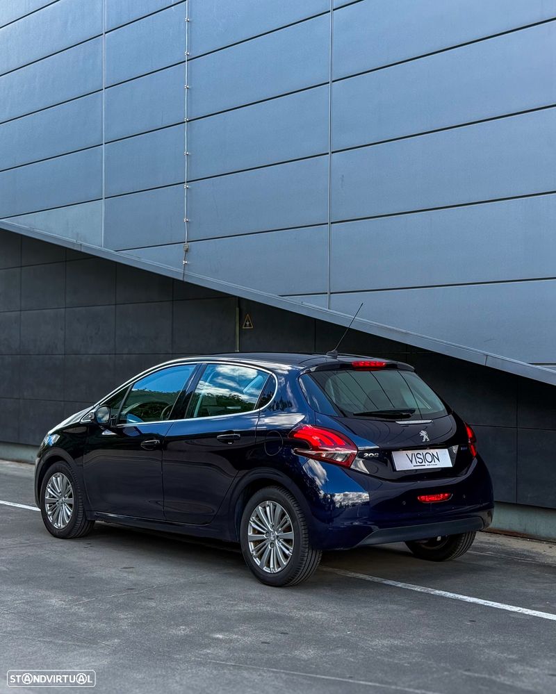 Peugeot 208 PureTech 110 Stop & Start Allure - 3
