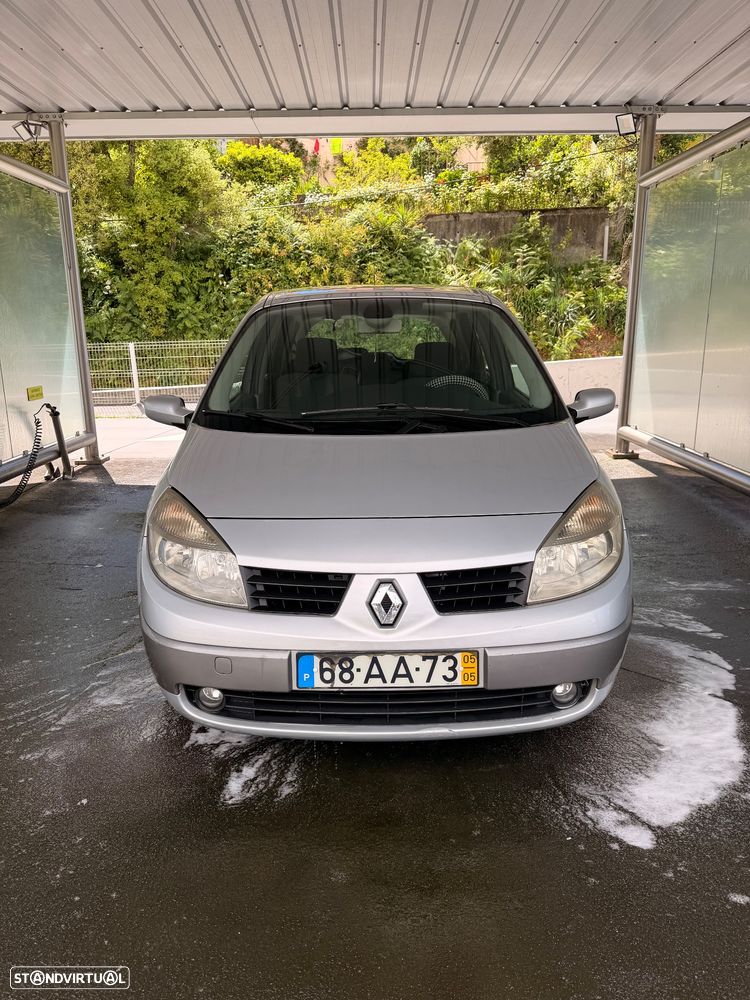 Renault Scénic 1.5 dCi Confort - 1