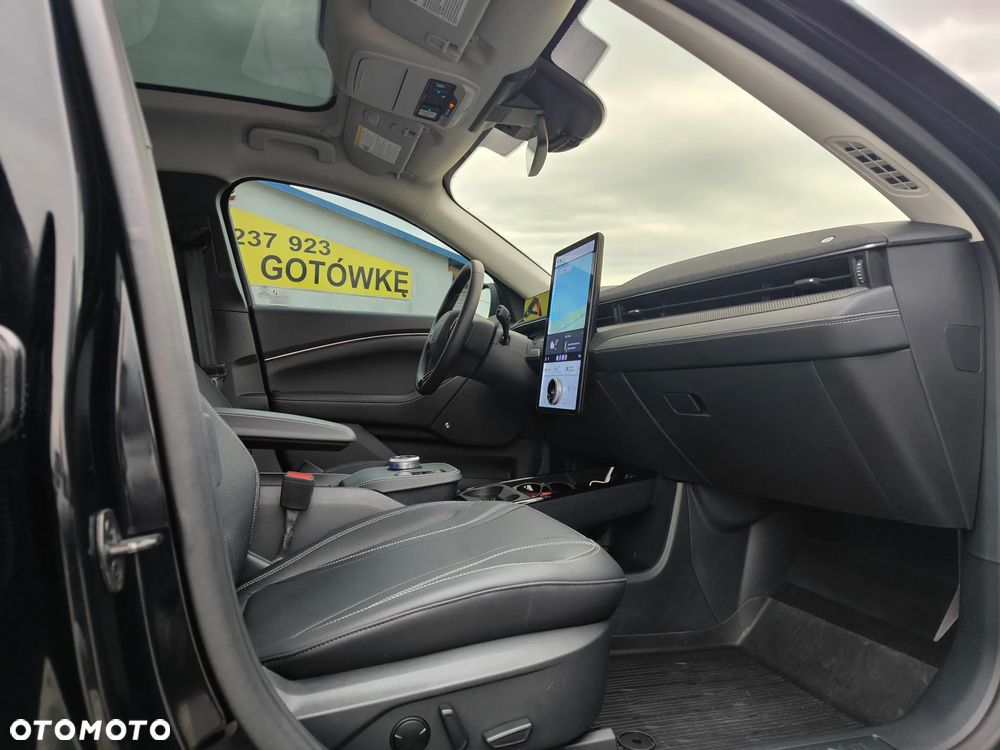 Ford Mustang Mach-E 91 kWh RWD Premium - 10