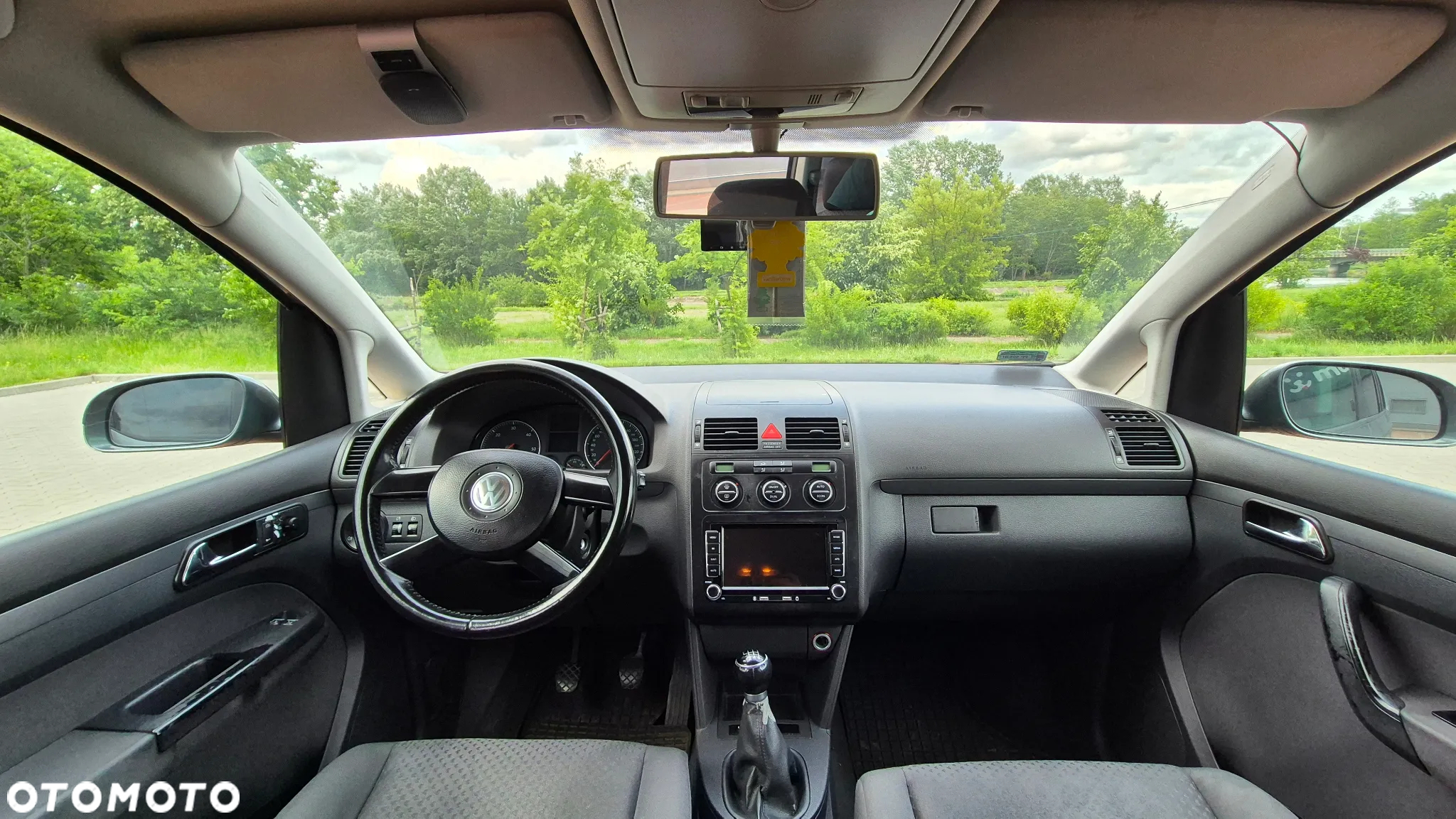 Volkswagen Touran 1.9 TDI - 10