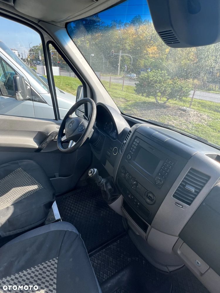 Mercedes-Benz Sprinter - 8