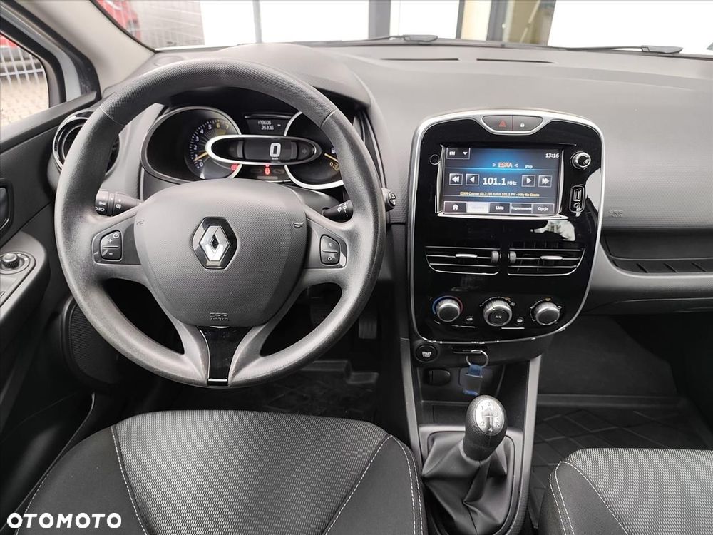 Renault Clio 1.2 16V Life - 8