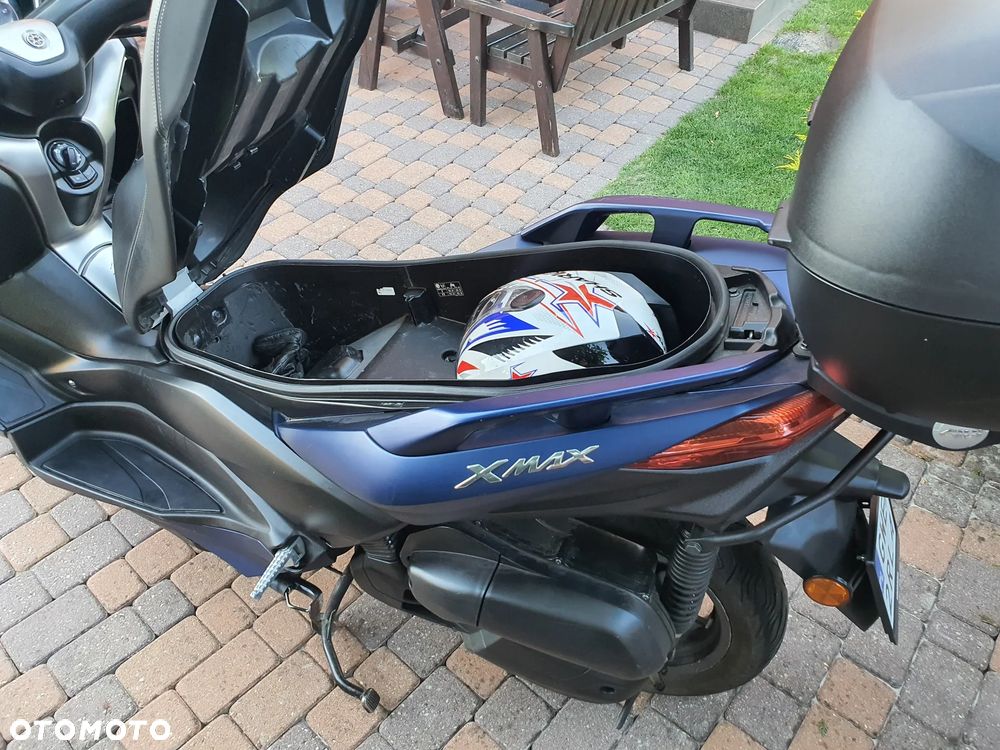 Yamaha X-max - 9