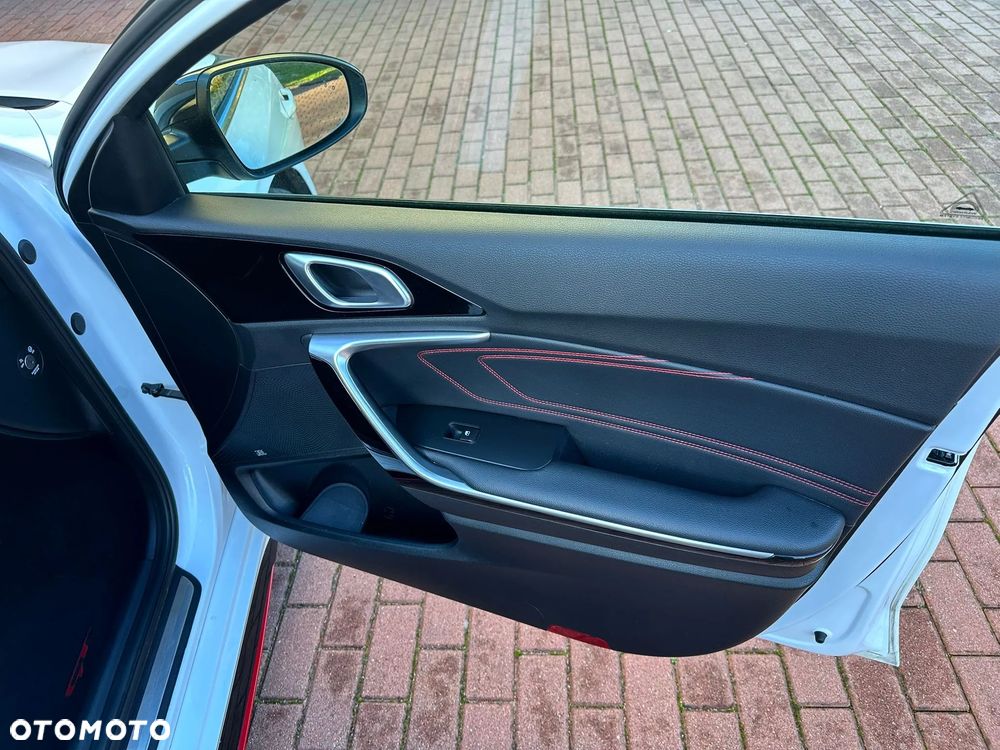 Kia ProCeed 1.6 T-GDI DCT7 OPF GT - 21