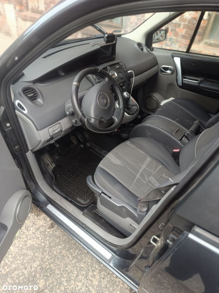 Renault Scenic - 8