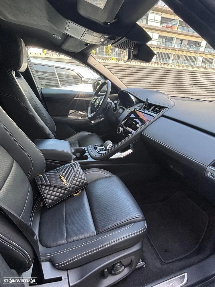 Jaguar E-Pace 1.5 P300e R-Dynamic S AWD Aut. - 12