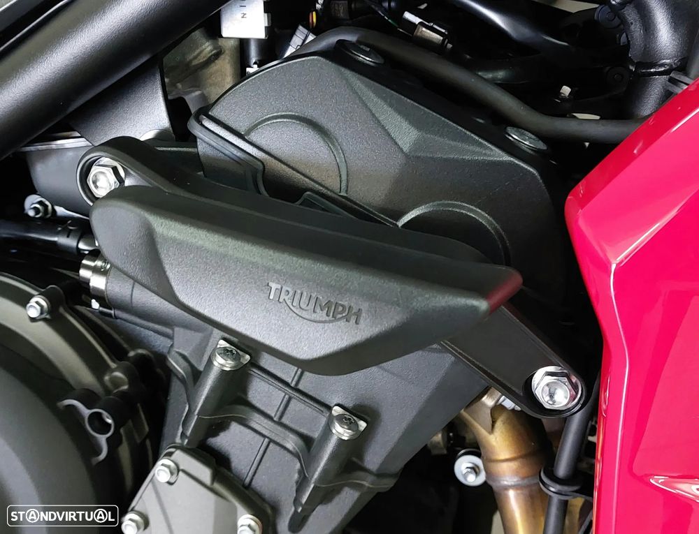 Triumph Trident 660 - 8