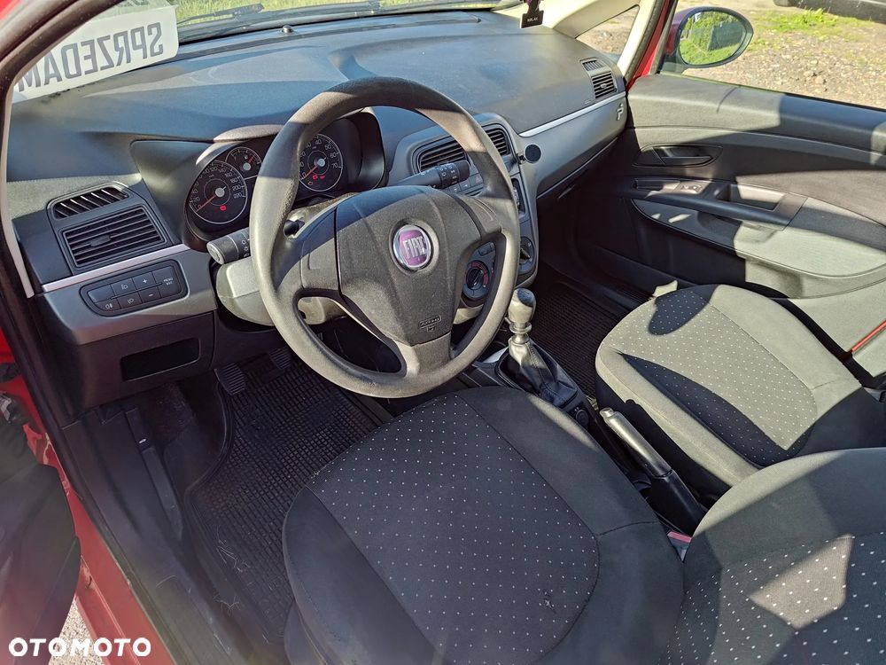 Fiat Grande Punto - 4