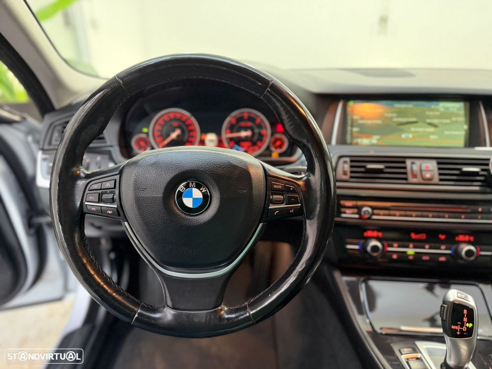 BMW 525 d Line Luxury Auto - 6