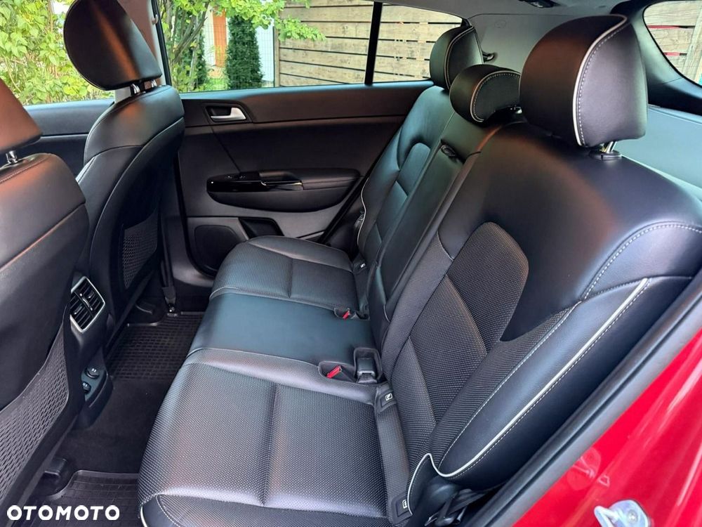 Kia Sportage - 16
