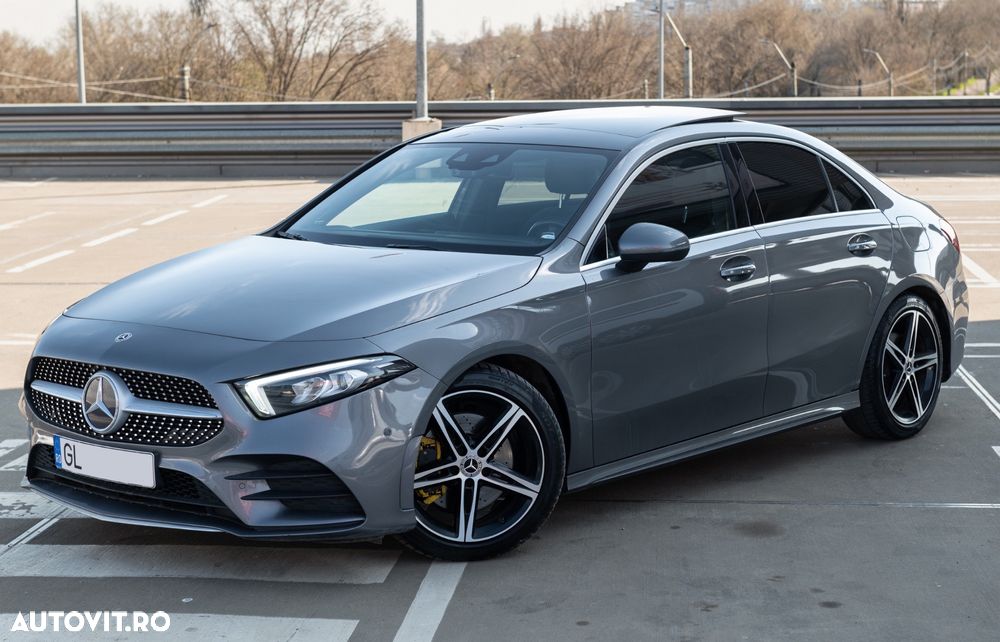 Mercedes-Benz A 220 4Matic 7G-DCT AMG Line - 5