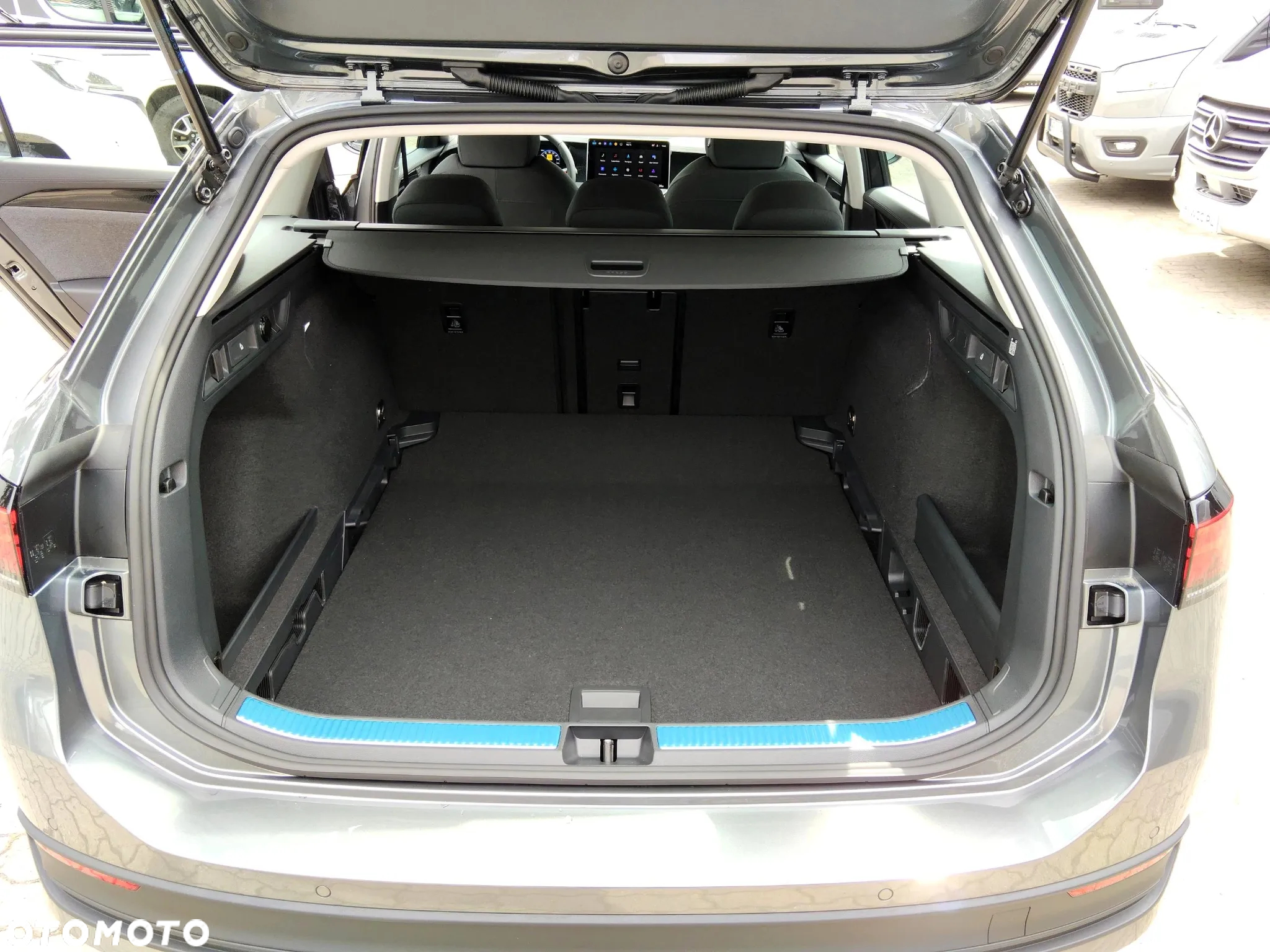Volkswagen Passat 1.5 TSI ACT mHEV DSG - 17