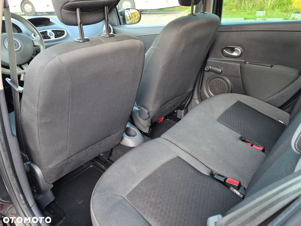 Renault Clio 1.2 16V Dynamique - 17