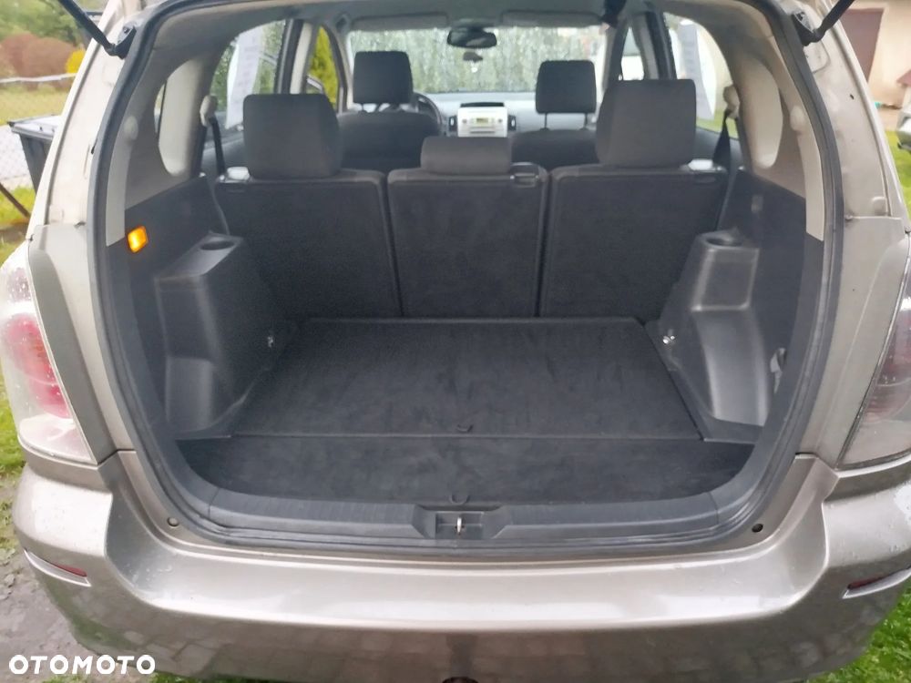 Toyota Corolla Verso 2.0 D-4D Sol - 9