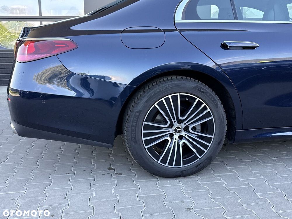 Mercedes-Benz Klasa E - 25