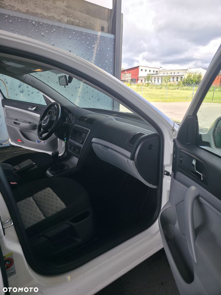 Skoda Octavia - 10