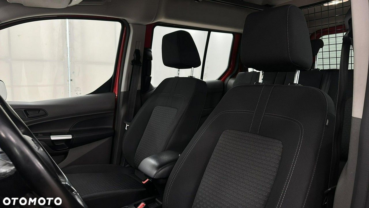 Ford Transit Connect - 11