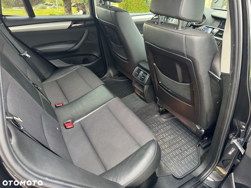 BMW X3 xDrive20d - 13