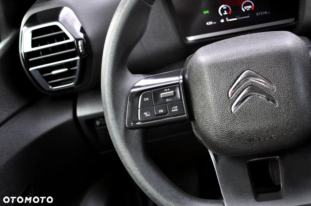 Citroën C4 BlueHDi 110 Stop&Start C-SERIES - 28