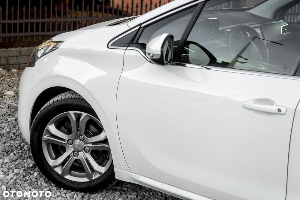 Peugeot 208 1.6 VTi Allure - 8