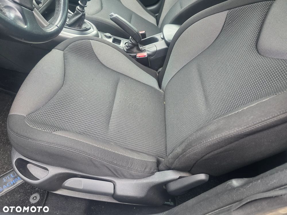 Peugeot 308 1.6 Premium - 18