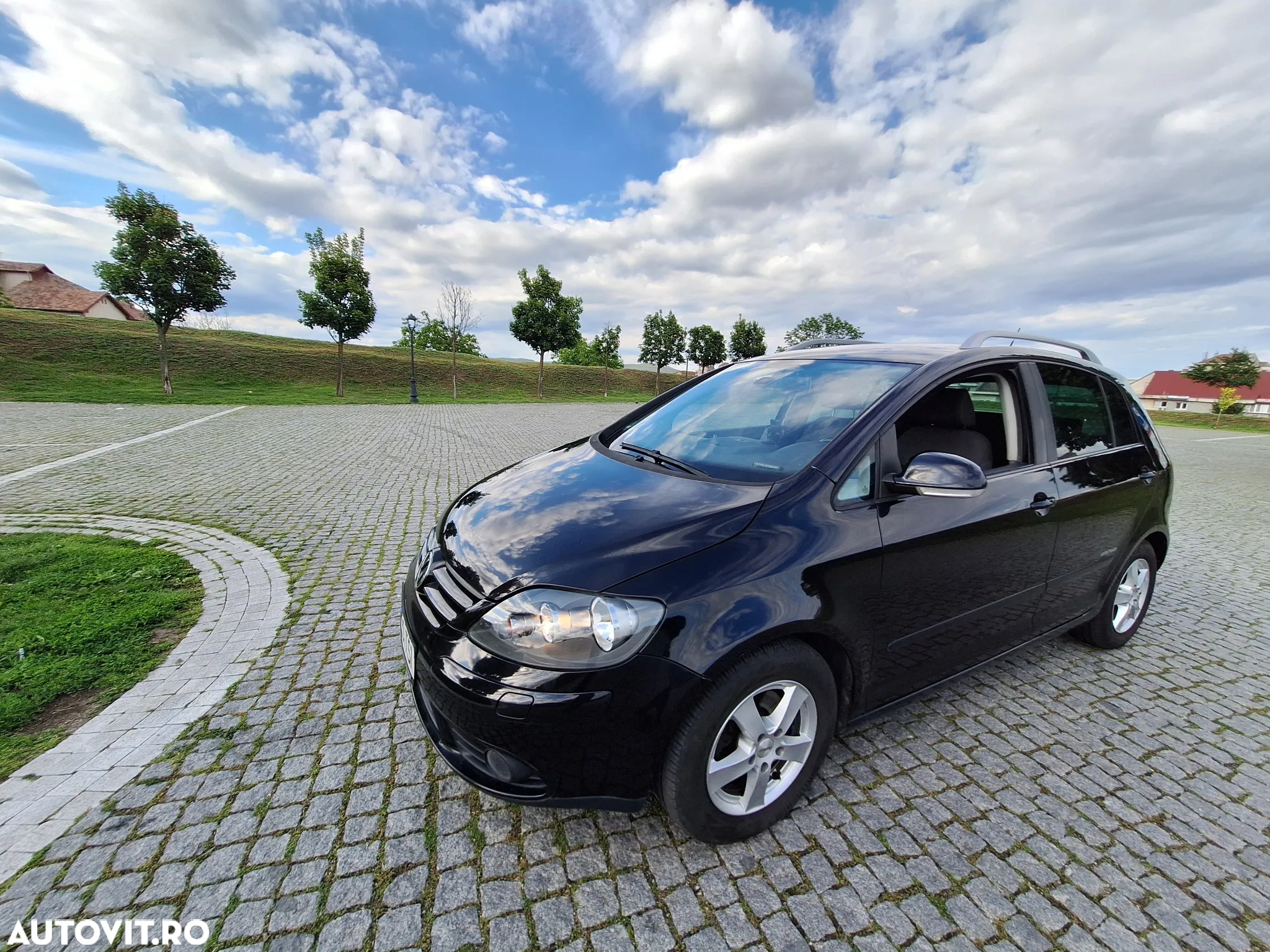 Volkswagen Golf Plus 1.4 TSI DSG United - 11