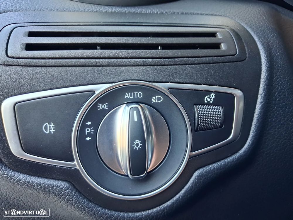 Mercedes-Benz GLC 300 e 4Matic - 43