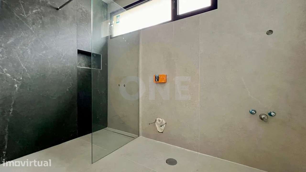 Apartamento T1 NOVO, com AC, cozinha equipada, no centro de Machico - Grande imagem: 4/8