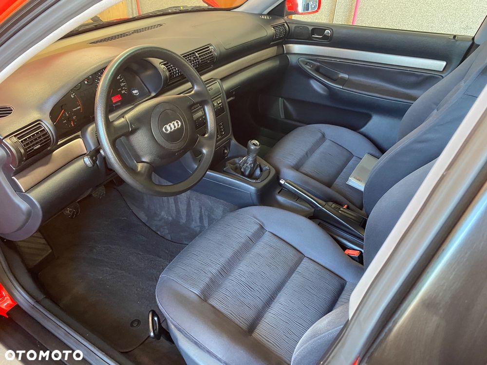 Audi A4 Avant - 12