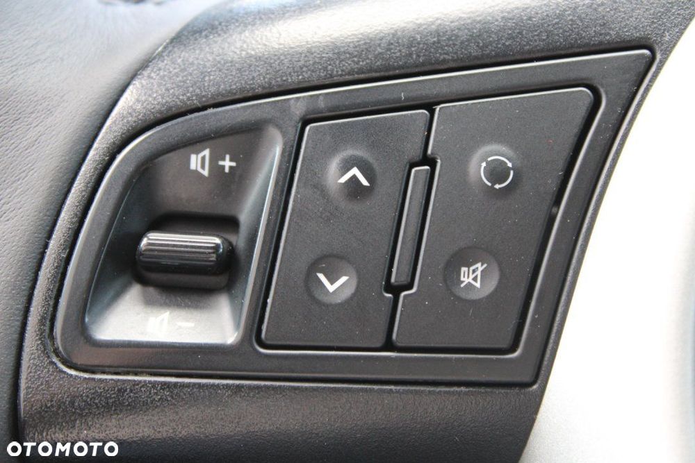 Kia Venga - 32