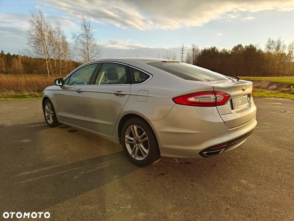 Ford Mondeo 2.0 TDCi Titanium - 4