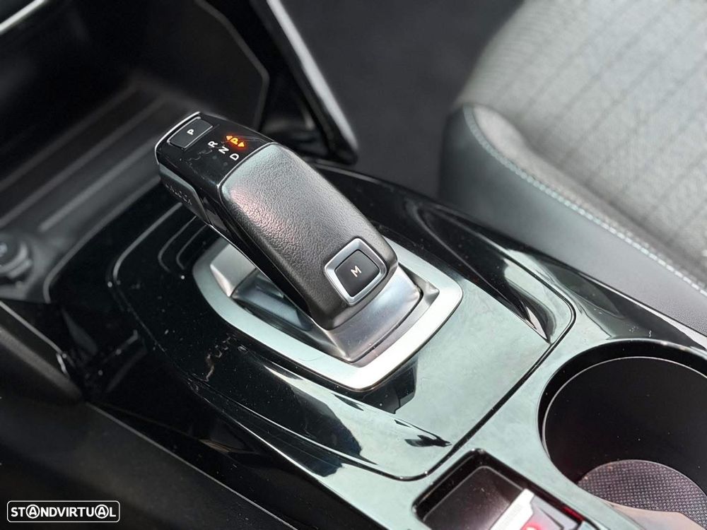 Peugeot 2008 1.5 BlueHDi Allure Pack EAT8 - 8