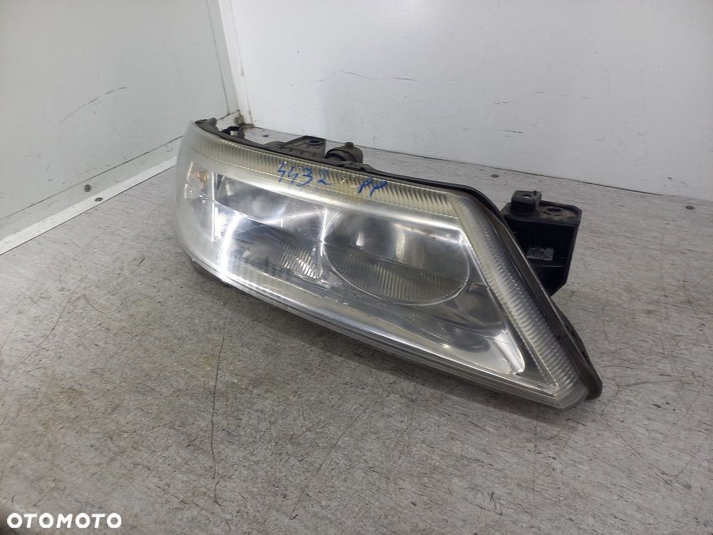LAMPA PRZÓD PRAWA RENAULT LAGUNA II 551-1137R - 6