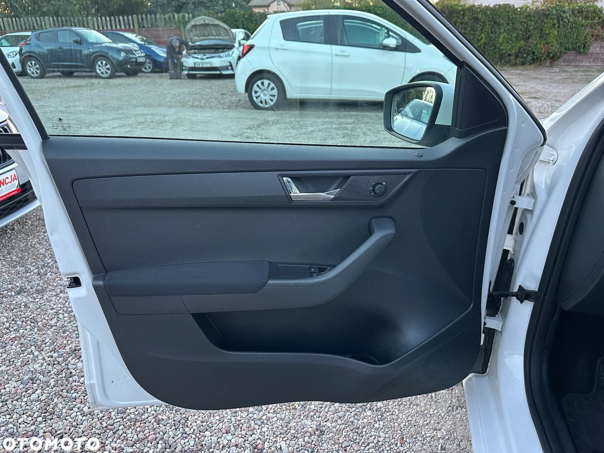 Skoda Fabia - 10
