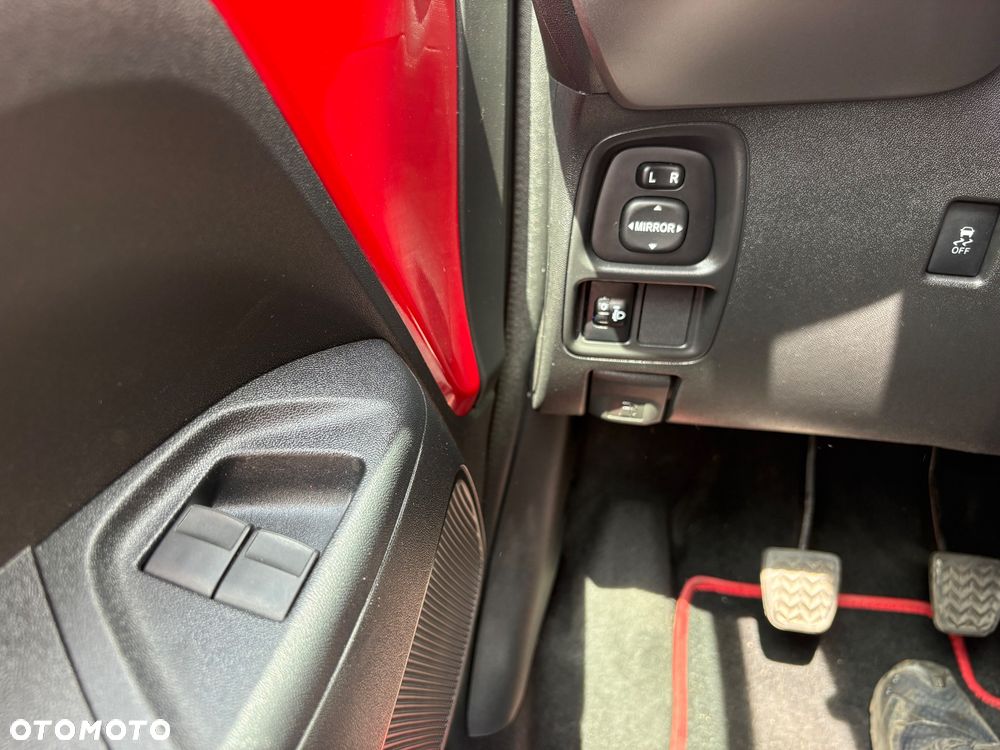 Toyota Aygo 1.0 VVT-i Color Edition - 13